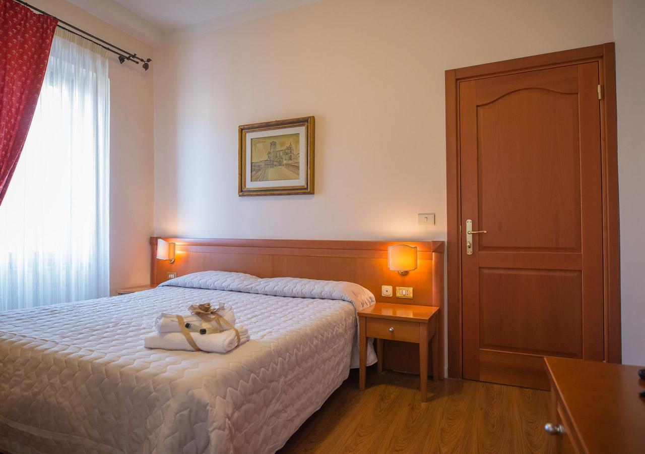 Locanda Il Giullare Pellegrino Santa Maria Degli Angeli  Bagian luar foto